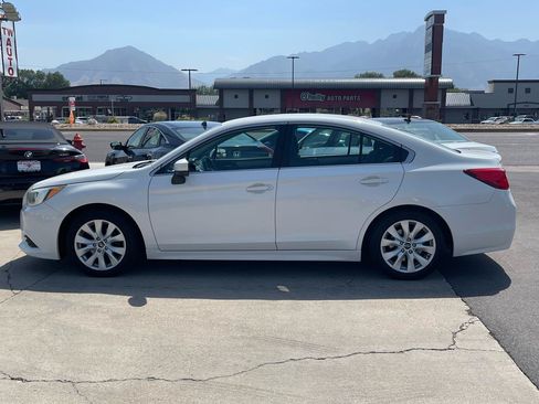 Used 2015 Subaru Legacy 2.5i Premium AWD/4WD image 8