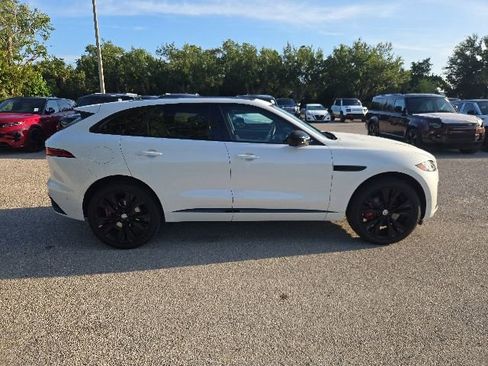 Used 2025 Jaguar F-PACE R-Dynamic S AWD/4WD image 6