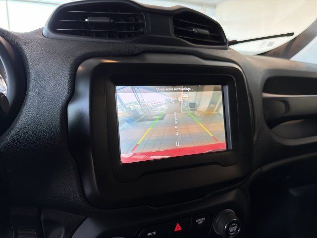 Used 2019 Jeep Renegade Latitude FWD image 23