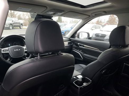 Used 2022 Kia Telluride EX image 12