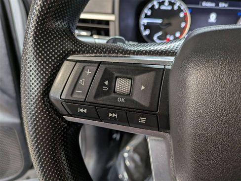 Used 2022 Mitsubishi Outlander ES image 17