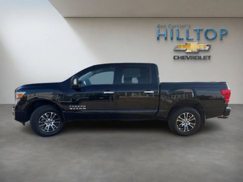 Used 2021 Nissan Titan SV w/ SV Convenience Package image 13
