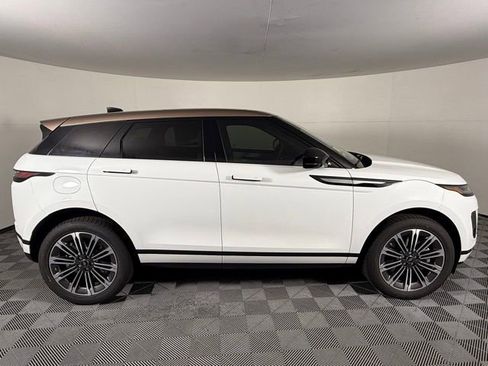Used 2026 Land Rover Range Rover Evoque S AWD/4WD image 8