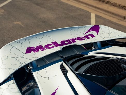 Used 2018 McLaren 720S RWD image 19