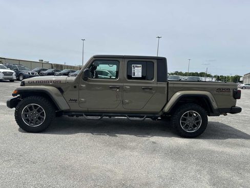 Used 2020 Jeep Gladiator Sport AWD/4WD image 6