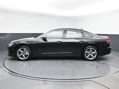 Used 2024 Audi A6 Premium Plus image 4