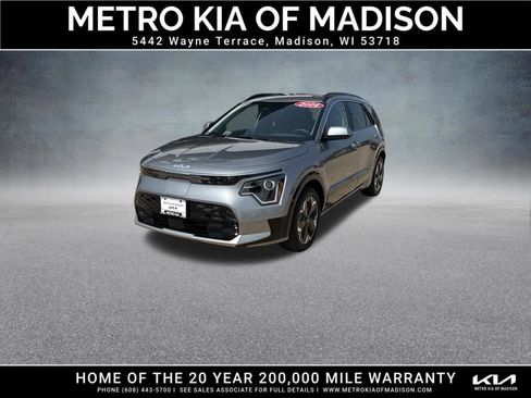 Used 2024 Kia Niro Wind w/ Wind Preserve Package FWD image 1