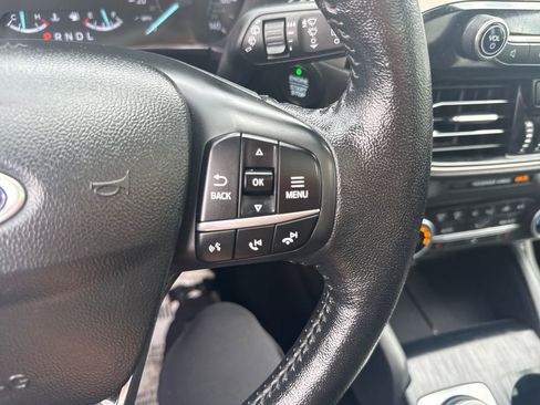 Used 2020 Ford Escape SEL AWD/4WD image 30