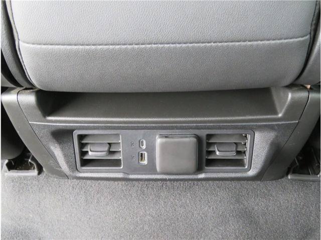 Used 2025 GMC Sierra 1500 SLT AWD/4WD image 9