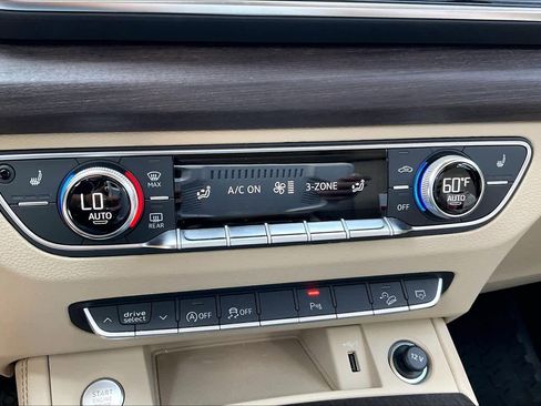 Used 2021 Audi Q5 Premium Plus image 14