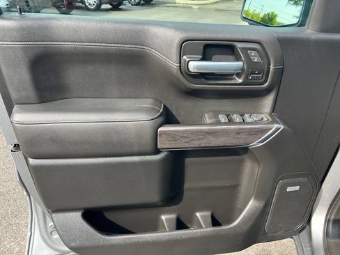 Used 2021 Chevrolet Silverado 1500 LTZ w/ LTZ Premium Package AWD/4WD image 17
