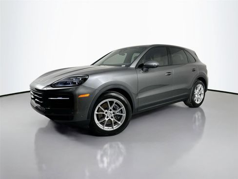 Certified 2026 Porsche Cayenne AWD/4WD image 1