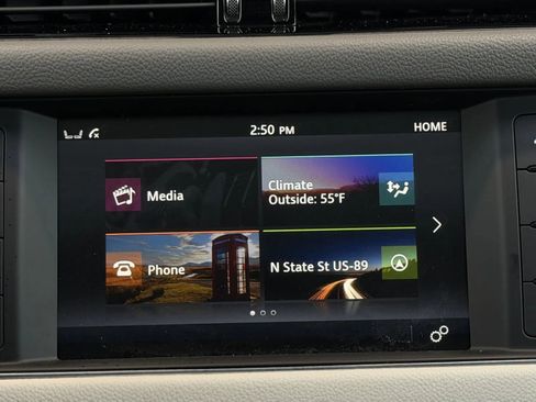 Used 2016 Jaguar XF Prestige image 29