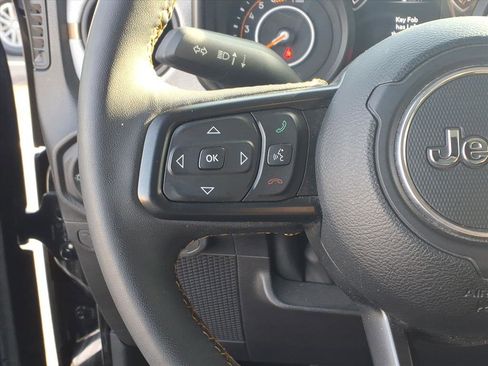 Used 2024 Jeep Wrangler Sport S image 17