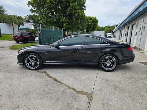 Used 2013 Mercedes-Benz CL 550 4MATIC image 2
