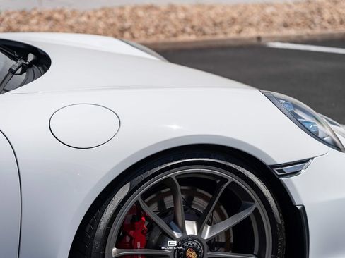 Used 2015 Porsche 911 GT3 RWD image 14