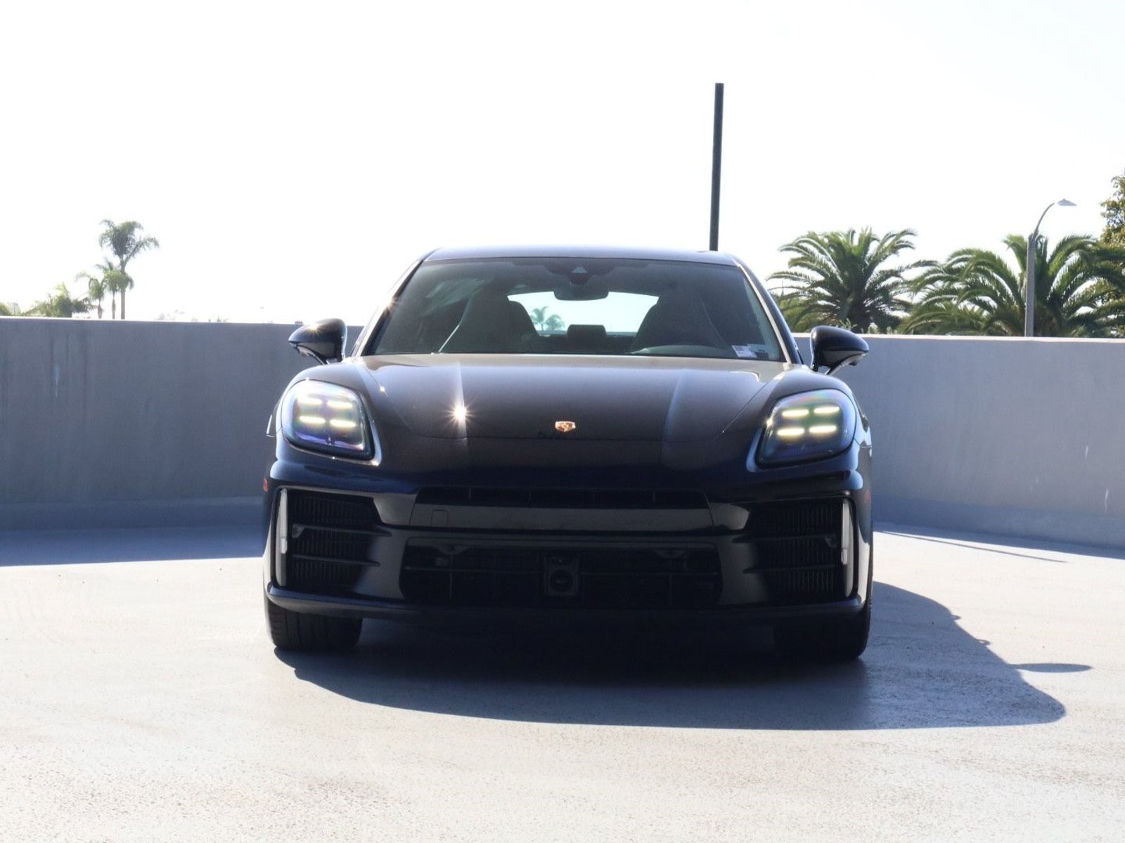Certified 2024 Porsche Panamera w/ Premium Package RWD image 6