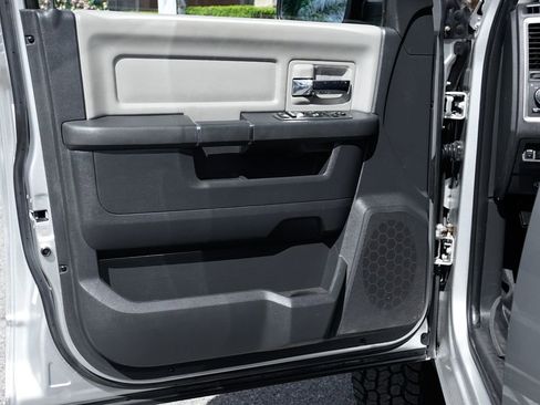 Used 2012 RAM 2500 SLT image 16