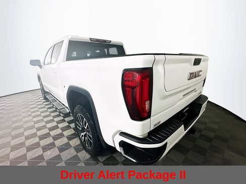 Used 2020 GMC Sierra 1500 AT4 w/ AT4 Premium Package AWD/4WD image 8