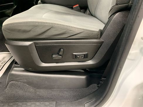 Used 2024 RAM 3500 Big Horn image 16