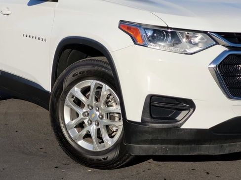 Used 2021 Chevrolet Traverse LS w/ LPO, Cargo Package image 10