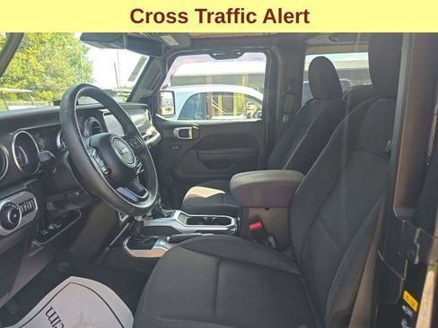 Used 2022 Jeep Wrangler Sport AWD/4WD image 10
