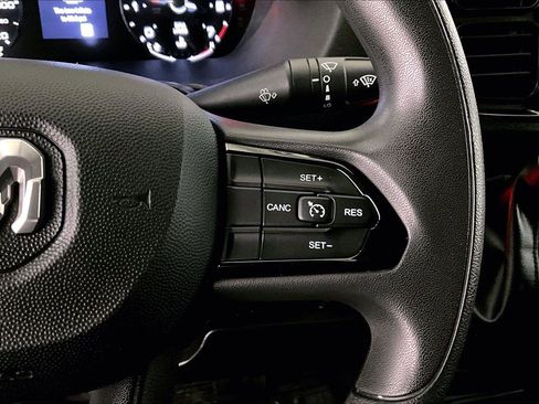 Used 2023 RAM ProMaster 2500 w/ Convenience Group image 18