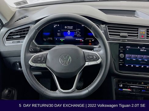 Used 2022 Volkswagen Tiguan SE AWD/4WD image 13