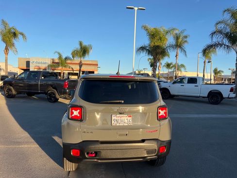 Used 2020 Jeep Renegade Trailhawk w/ Cold Weather Group image 7