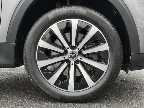 Certified 2022 Mercedes-Benz GLB 250 4MATIC image 10