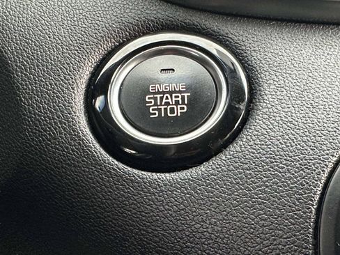 Used 2018 Kia Sorento EX FWD image 35