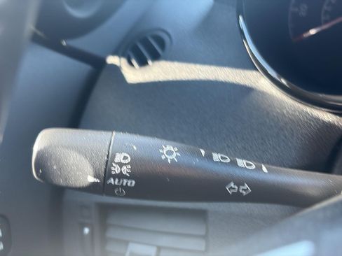 Used 2009 Saturn Sky RWD image 44