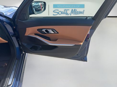 Used 2023 BMW 330i Sedan w/ Driving Assistance Package image 34