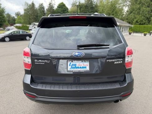 Used 2015 Subaru Forester 2.5i Touring AWD/4WD image 6