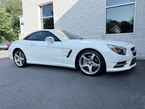 Used 2015 Mercedes-Benz SL 550 image 48