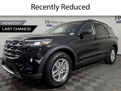 Used 2026 Ford Explorer Active w/ Active Comfort Package RWD image 1