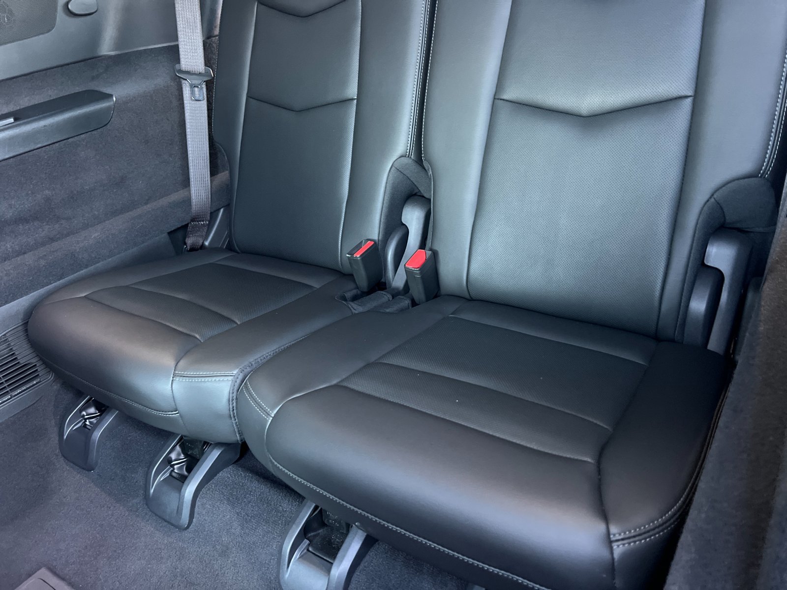 Certified 2025 Cadillac XT6 Premium Luxury FWD image 15