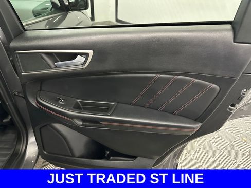 Used 2024 Ford Edge ST-Line AWD/4WD image 17