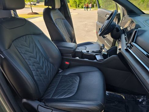 Used 2023 Kia Sportage X-Line w/ X-Line Premium Package image 10