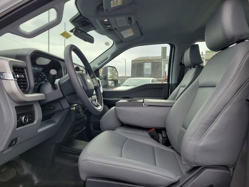 New 2026 Ford F250 XL w/ FX4 Off-Road Package image 16