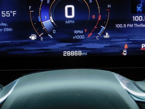 Used 2024 Chevrolet Traverse LT image 18