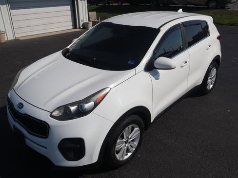 Used 2017 Kia Sportage LX FWD image 11