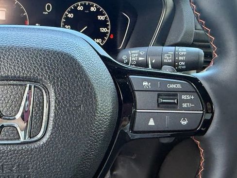 Used 2025 Honda Pilot TrailSport image 20