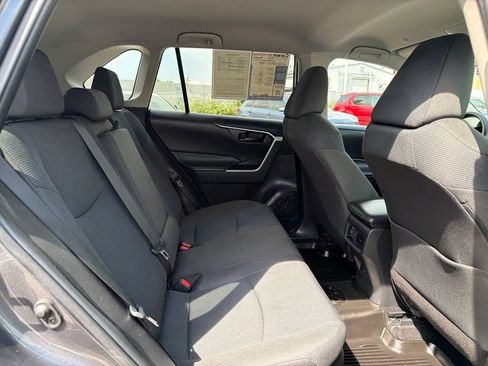 Used 2024 Toyota RAV4 LE AWD/4WD image 13