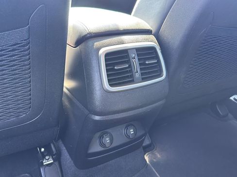 Used 2016 Kia Sorento LX FWD image 27