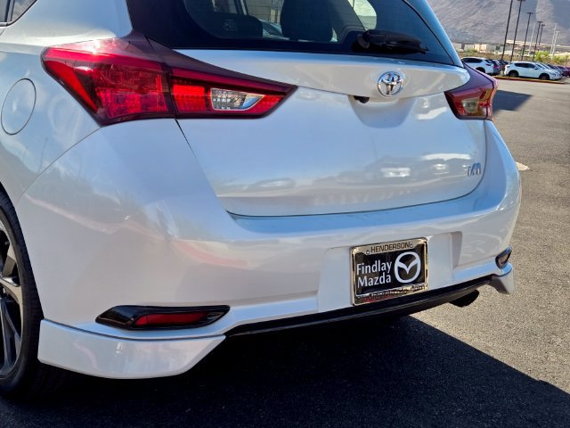 Used 2017 Toyota Corolla iM w/ Carpet Mat Package FWD image 5