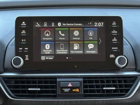 Used 2020 Honda Accord Touring image 17