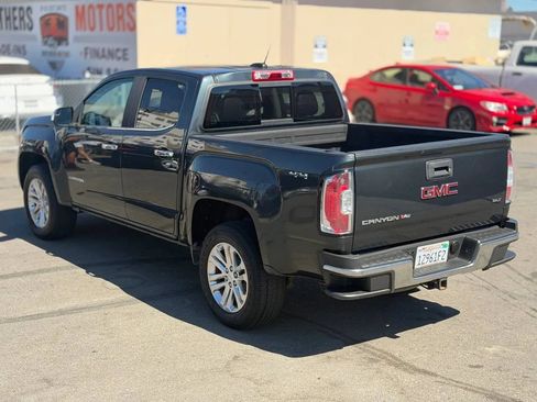 Used 2017 GMC Canyon SLT w/ Driver Alert Package AWD/4WD image 10