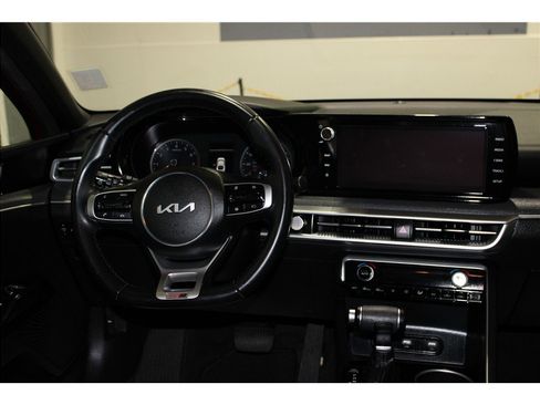 Used 2022 Kia K5 GT-Line image 15