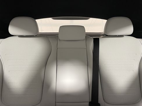 Used 2026 Mercedes-Benz GLC 300 4MATIC image 14